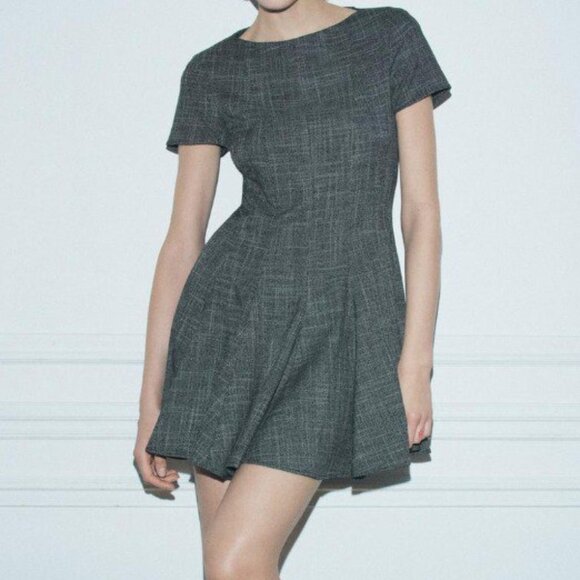 ZARA Flared Short Dress - Picture 1 of 5